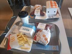 -麦当劳(哈西万达店)