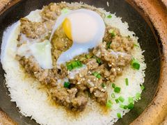 窝蛋牛肉煲仔饭-红星光发煲仔饭(大石街店)