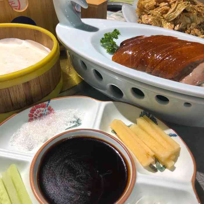 北平食府(潜山路店)-"一家北京菜 主打烤鸭 烤鸭都是现烤的皮.