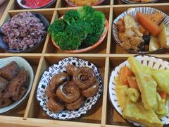 -轻蔬不用等·素食(江苏路店)