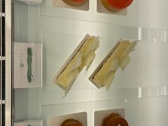 -潮一不贰·法式甜品·生日蛋糕·西式简餐(外滩店)