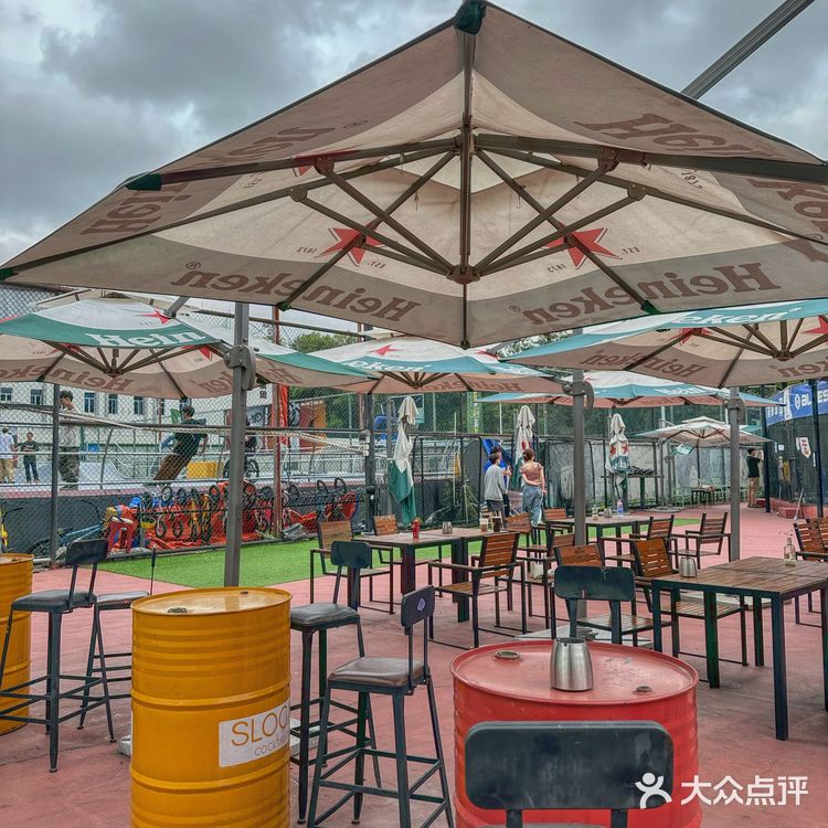 深圳探店｜街头氛围十足的棒球🥎咖啡馆～