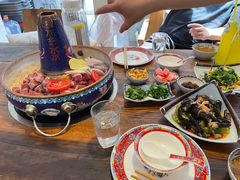 -毛辣果·贵州红酸汤牛肉火锅(西单店)