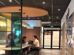 -麦当劳(百联西郊购物中心店)