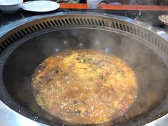 -袁小二大东北铁锅炖(吉祥村总部)