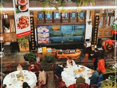 大堂-蔼若春.传承三十年云南菜(金碧公园店)