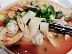 招牌花甲面-何记花甲(海岸城旗舰店)