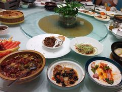 -沪华海鲜大酒楼(南汇店)