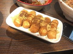 -爆炸头阿姨小四川正宗川味小吃(无任何分店)
