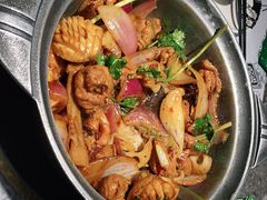 -禄婶鸡煲·打边炉