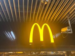 -麦当劳(中山公园龙之梦店)