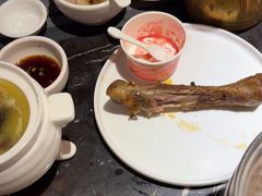 -半岛翡丽海鲜自助餐厅(观风亭店)