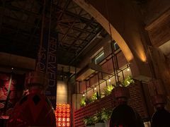 -FOUR PLAY BAR
