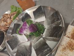 -围炉肉舍•炭烤活鳗•丹东海鲜烤肉(步行街店)