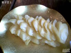 送的菠萝-龙井壹号·茶缘山景宴(龙井村店)