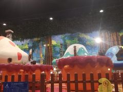 -蓝精灵乐园·世茂精灵之城主题乐园