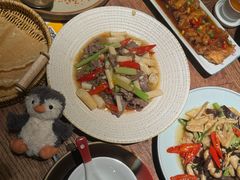 -富正毅三下锅·湘西韵味(天门山索道店)