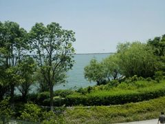 -上海滴水湖皇冠假日酒店