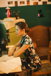 -菲林婚纱摄影工作室