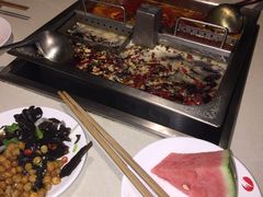 海底捞火锅店(海宁路店)-海底捞火锅(海宁路店)
