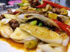 -隔壁老王·家常云南菜(花巷店)