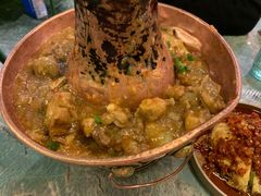 土司铜锅油焖鸡-浩海火烧云傣家菜(京广店)
