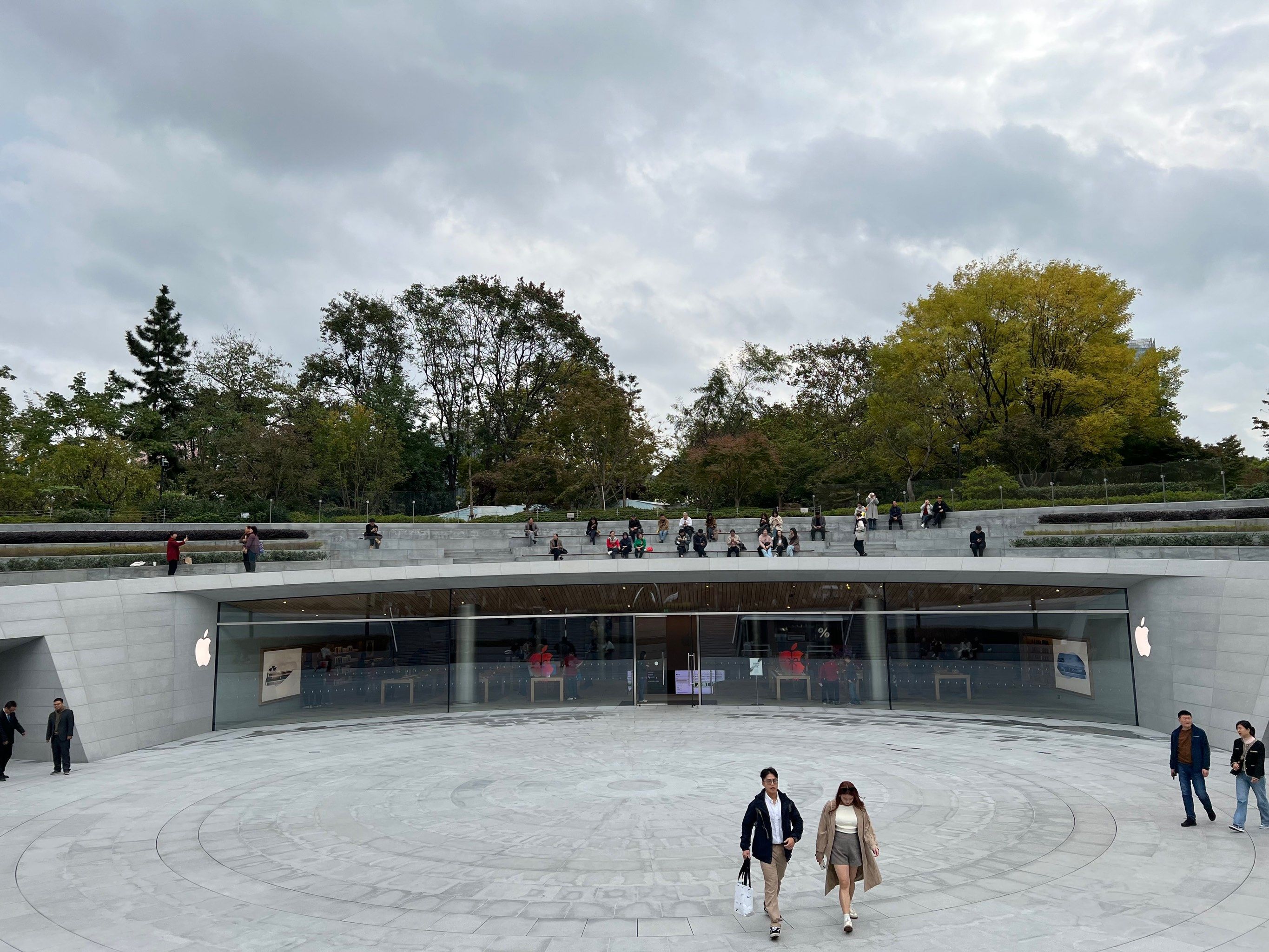 0元玩转这座城 第一次来这个下沉式广场