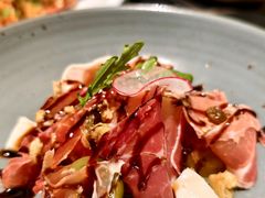 -雍容荟帝王蟹活龙虾展台自助(IFS黑金店)