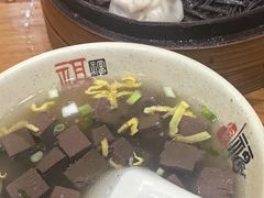 -上海特色小笼店(铁岭路90弄小区店)