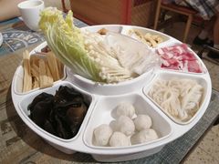 -鸡遇虾煲干锅火锅(小寨金莎店)