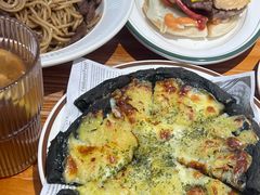 -Thanks美式餐厅(汉堡咖啡店)
