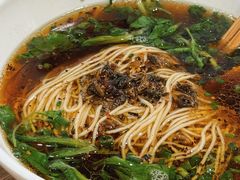 蕈油红汤面-君东记本帮面馆(天钥桥路店)