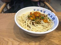 武汉热干面-文叔·湖北名小吃·小龙虾(华强北店)