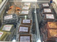 面包甜点陈列柜-欢姐伦教糕(北海大道北店)