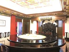 -梅龙镇酒家(南京西路总店)