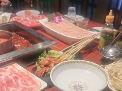 -二荆条·蜀鲜汇城市森林火锅