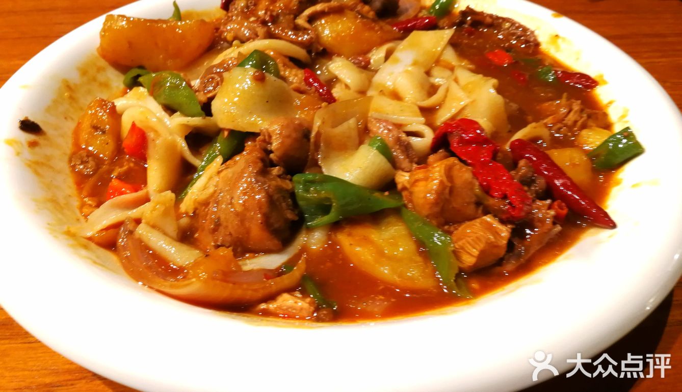 新疆大盘鸡拌面，开进五星级大酒店