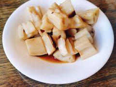 -泉畔人家·老济南经典鲁菜(大明湖店)