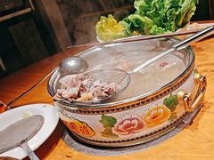 -娜仁图雅蒙古美食村(33小镇店)
