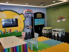 -北京鹏龙大道奔驰4S店(纪家庙店)