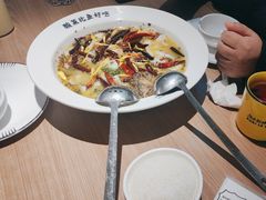 -太二酸菜鱼(武汉光谷保利店)