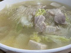 -洪姐川菜东北菜铁锅炖(天生丽街店)