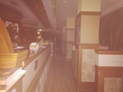大堂-依云轻食·法甜