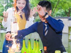 -上海漕河泾万丽酒店