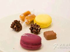 -Epicure