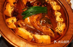 Signature Braised Big Fish Head from Xinlicheng Reservoir