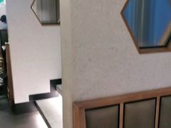 -左庭右院鲜牛肉火锅(浦江欢乐颂店)