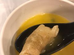 -鲜入围煮花胶鸡海鲜火锅