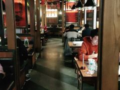 大堂-辣尚瘾·烤鱼·新川菜(交大直营店)