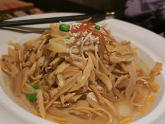 -吴越荣记苏州菜·松鼠桂鱼(月光码头店)